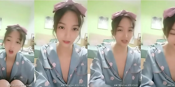 expensive ass beauty tao zhiyak on live broadcast welfare