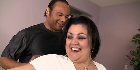 mature reyna gets her huge tits fucked on her way to a facial cumshot