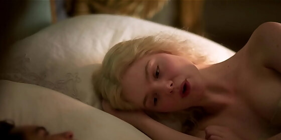 elle fanning rides a guy