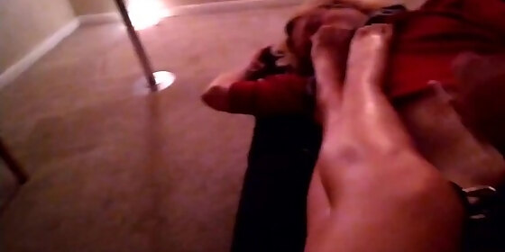 escort friend lets me kiss and smell her feet and jerkoff