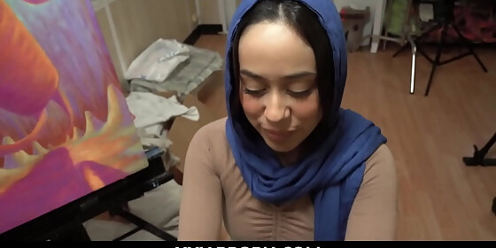hyjabporn is ready to spread her legs but won t remove her hijab