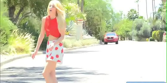 sexy natural big tit blonde amateur blake stretch her pussy outdoors and show her big round juicy booty