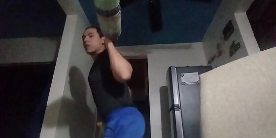 03 01 2023 i make you a squat