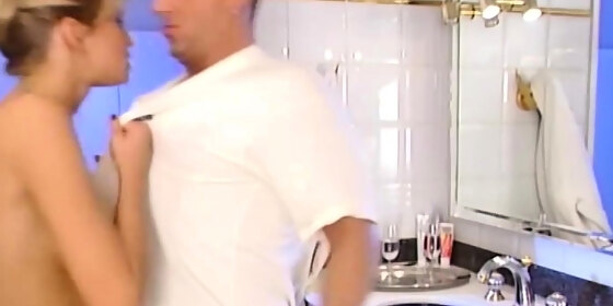 beauty blondie fucks in the bathroom