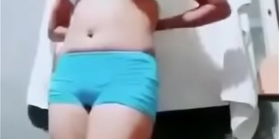 mi prima me send a video rico