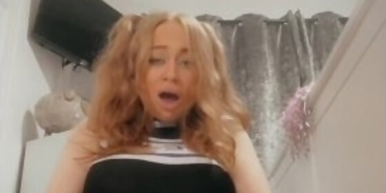 redhead british cheerleader using fuck machine