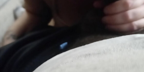girlfriend sucking bbc