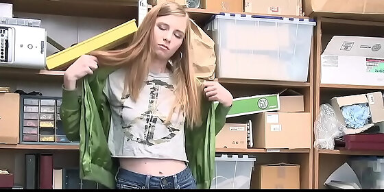 skinny teen ava parker caught stealing blows lp officer