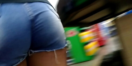 hot natalia at the market