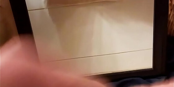 jacking off and cumming no hands
