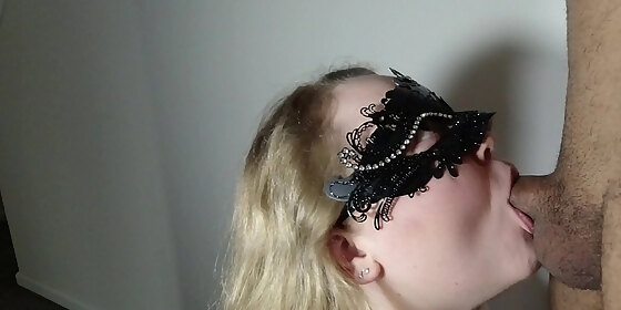 tasting cum for the first time sucking his dick until he cums in my mouth