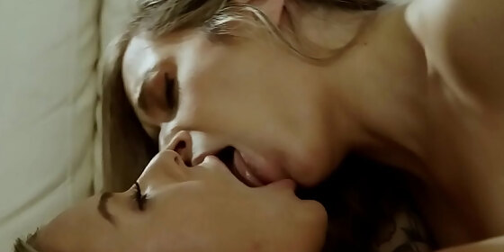 slutty lesbian blonde girls rory knox summer vixen kiss tender and lick their juicy pussies on the couch