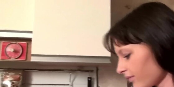 lil tammy show her small tits and get naked