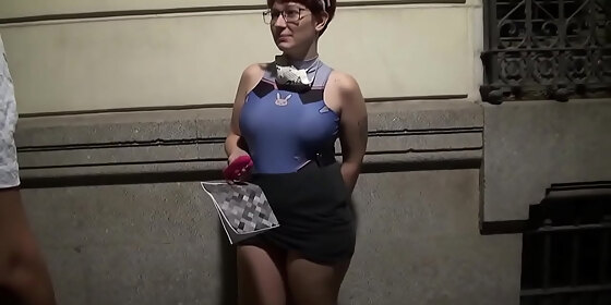 meraki gives street blowjobs to any guy that wants it