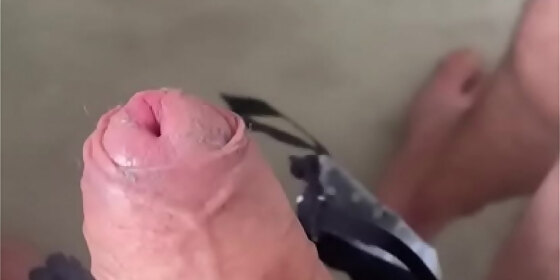 i found stepmoms underwear had to jerk off