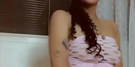 light skin black girl has the prettiest titties on the internet