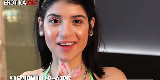 kitten waits for cumshot in the face and tells the camera what she wants backstage of the gaucho porn recordings yasmin muller complete on red