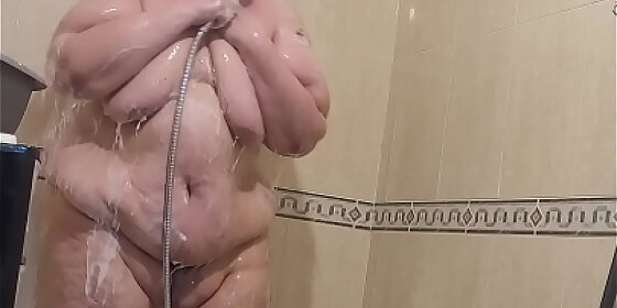coolmarina horny bbw morning shower and bottom untie