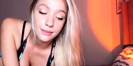 super hot busty blonde babe fucks a big dick on webcam