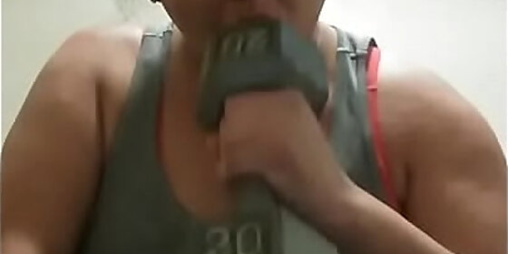 a day in the life of dee oral and arms work out then dee sends off a personal email video lastly watch dee play with her present