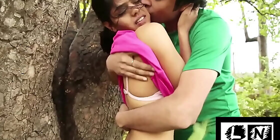 stranger fucked a girl under tree shade