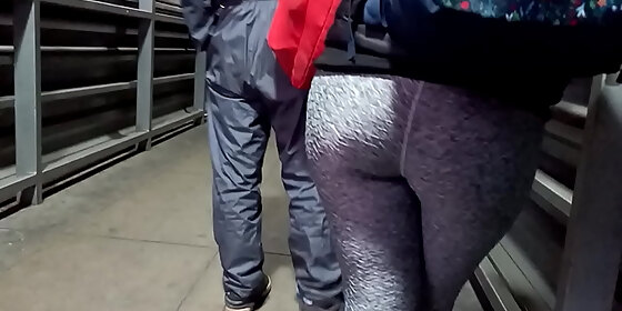 rich ass in the metropolitan part 1