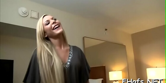glamor hottie nadia gets a pole