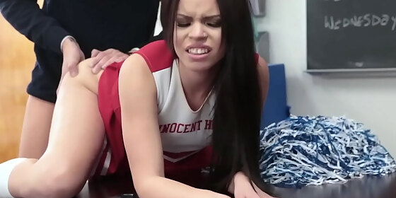 spanish teen cheerleader gobbles