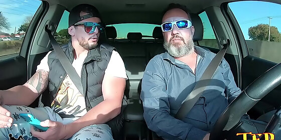 look who we found and we went to give that ride to ted and preparing news pitt garcia oficial