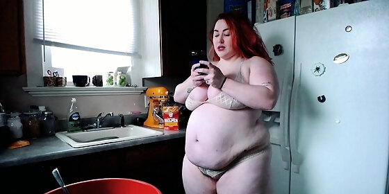 big boobs milf masturbates with her dildo