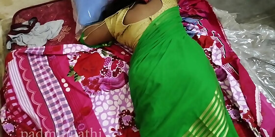 sexy babhi in green saree with big ass