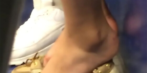 asian bus shoeplay
