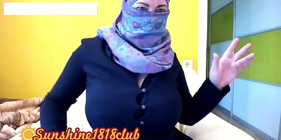muslim hijab big tits babe on webcam recorded show october 23rd
