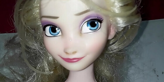 elsa from disney frozen loves to look at me meanwhile i cum in front of her