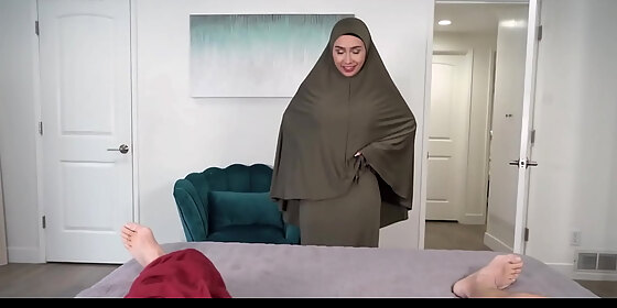 pervarab my clueless stepmom in hijab learns secrets of sex
