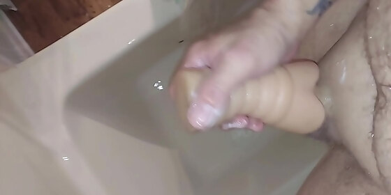solo jerk off in shower