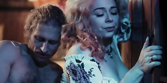 blonde slut siouxsie q takes some serious raw fuckng with a stranger