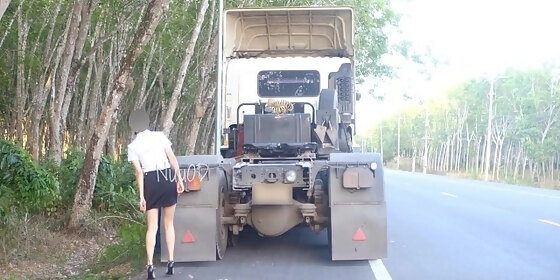 thai horny girl seduces trucker and offers her pussy