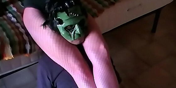 scissor and throat trampling preview from fetish obsession