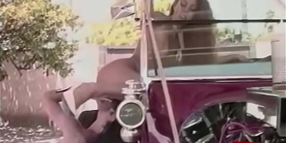bruce seven felecia and lia baren lickin twat on a car
