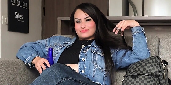 latina amateur sucking big cock for fake job