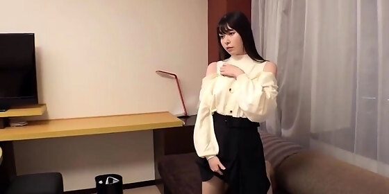 amateur asian lady blowjobs and jerking