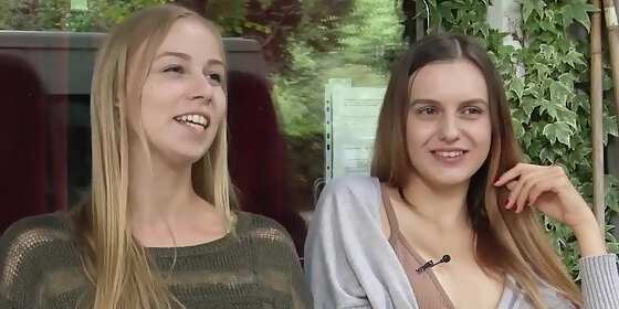 ersties sirena und lauren lecken und fingern sich gegenseitig zum hhepunkt