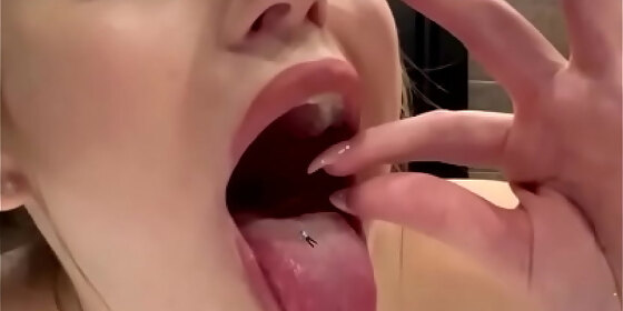 giantess sfx preview his evening will end in my stomach