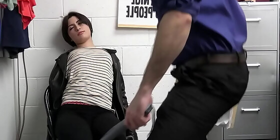 guard take advantage of cutie petite teen teenrobbers com