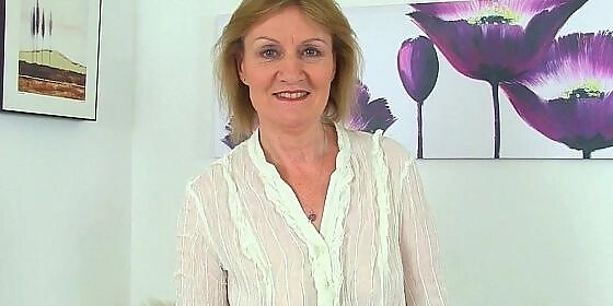 britains sexiest mummies part 35