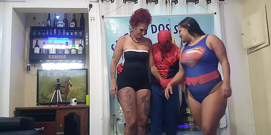 justice league porn spiderman wonder woman and supergirl in dream house