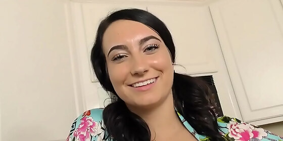 sidney alexis is a big ass teen slut that got creampied by her step daddy