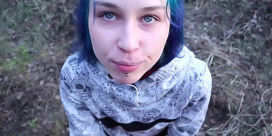 fucked a singing girl in the woods by the road laruna mave
