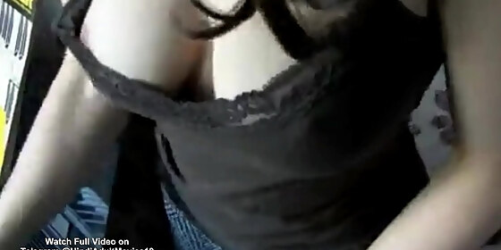 girlfriend working showing boobs telegram hindiadultmovies18